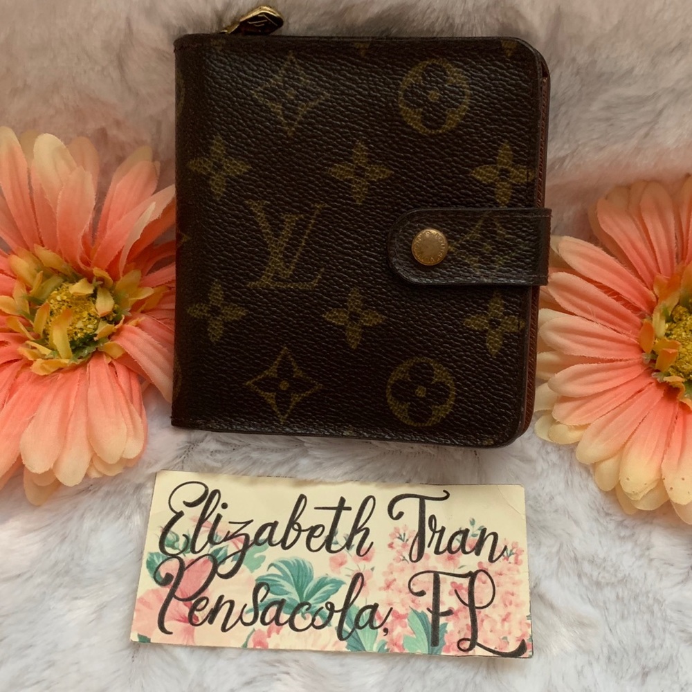 AUTH. Louis Vuitton Mono Compact Zip Wallet